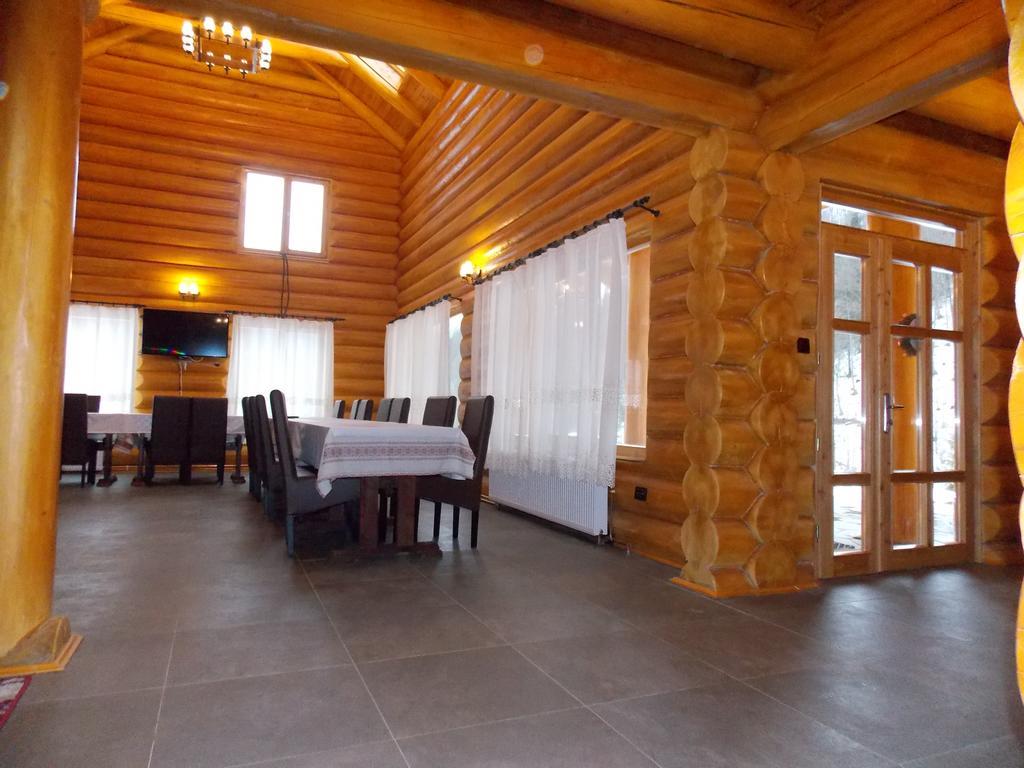 Pensiunea Izbucul Tauz Ghetari Extérieur photo